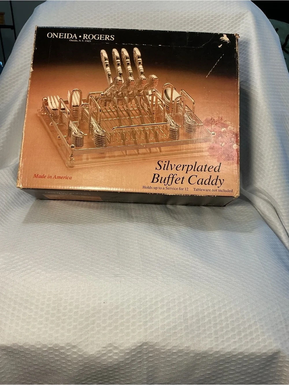 Vintage Oneida - Rogers ,Silverplated buffet caddy .